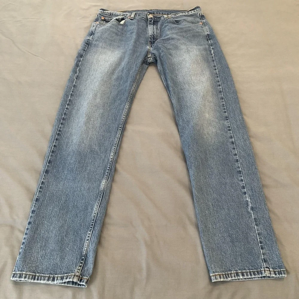 Levis 505 Jeans Mens 36x34 Blue Medium Wash Regular Fit Straight Denim Nice Fade